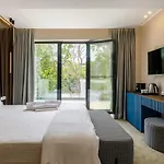 Onal Boutique Hotelier Mamaia